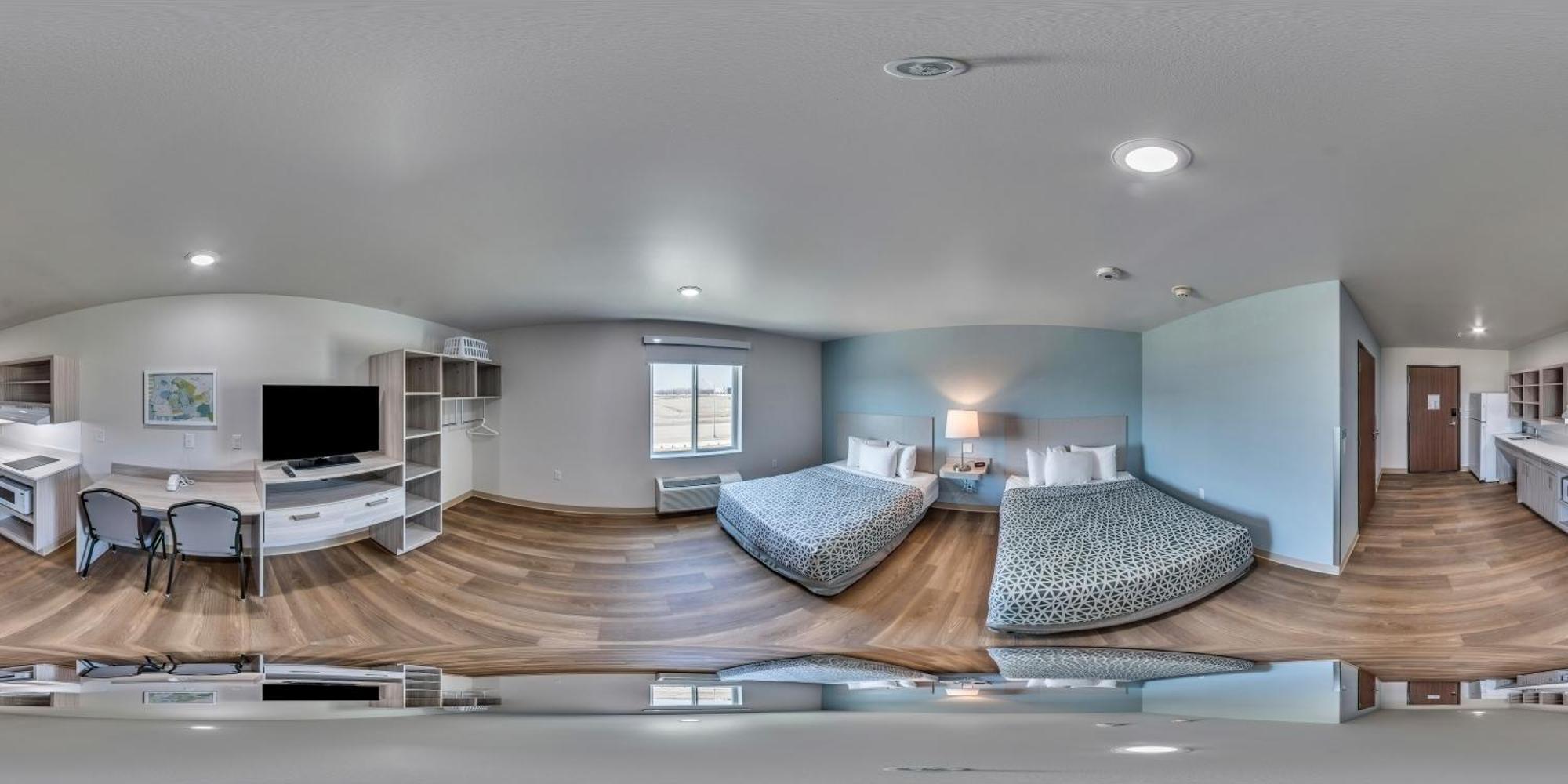 Woodspring Suites Coralville Iowa City Bagian luar foto
